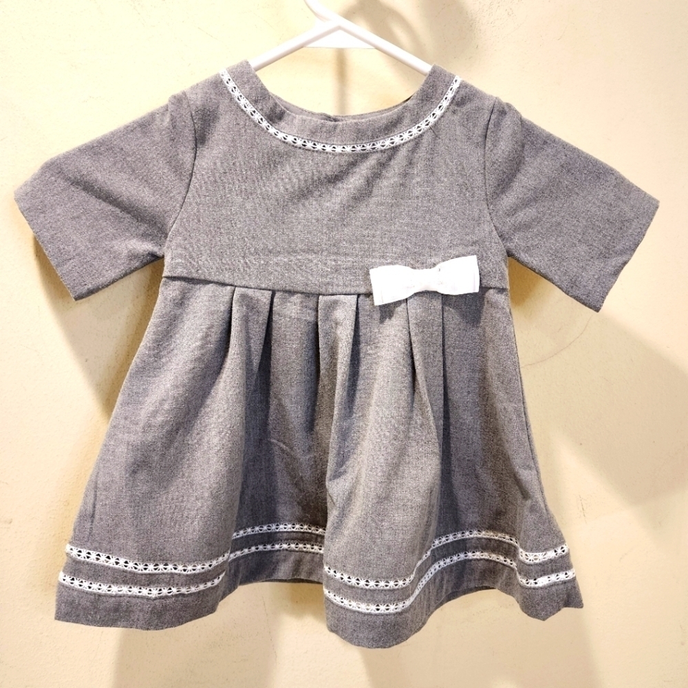 TAHARI  gray Baby girls dress size 2t